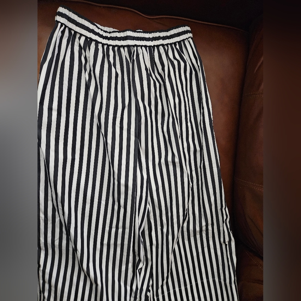 Rosetta Getty Striped Wide Legged Black and White Culottes Size 4 - Picture 5 of 8